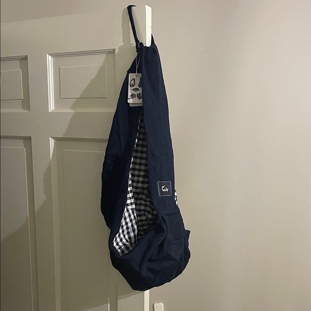 NWT Chic Navy Dog Sling Carrier